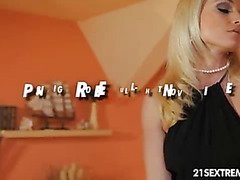 Day-off Mistress