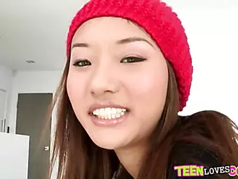 Asian teen Alina Li boned by monstercock