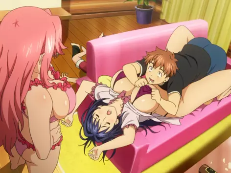 Huge titted hentai babe