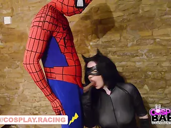 Catwoman Vs Spiderman